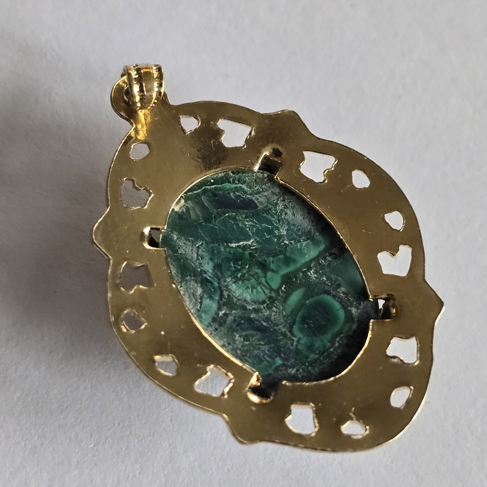Relisted - Vintage Malachite pendant gold tone - Picture 6 of 10